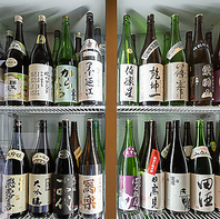 厳選された全国各地の日本酒は常時50～60種類ございます