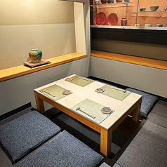 ゆっくりお寛ぎいただける個室もご用意しています。