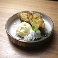 料理メニュー写真&nbsp;蜜芋の天婦羅　バニラアイス添え