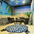 【砂浜ルーム】　海と砂浜をイメージしたお部屋。海辺にいるような開放感をお楽しみ下さい♪