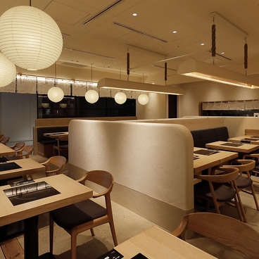 博多もつ鍋 おおやま 広島ミナモア店の雰囲気1