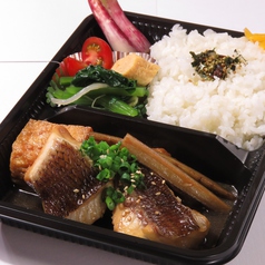 煮魚弁当　ご飯200グラム