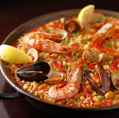 魚介のパエリア (海老・イカ・小柱・ムール貝・アサリ)　S