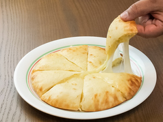 とろ〜りチーズナンの写真