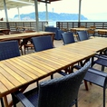 江ノ島の海が一望出来る開放的なお席を複数ご用意！