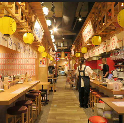 気軽に立ち寄れるカジュアルな焼鳥店！飲み放題付きコースもございますので宴会にも◎
