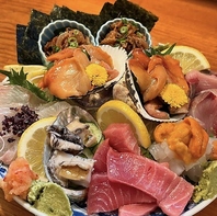 店内で捌く新鮮な旬魚を寿司やお造りで手頃に堪能◎