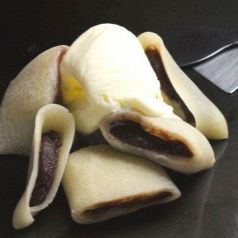 もんじゃ友こだわりの味♪あんこ巻き！