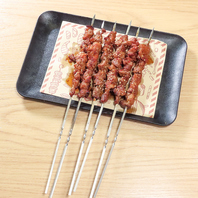 スパイス香る絶品「羊肉串」を特製ブレンドで！