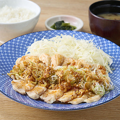 選べるソースのしっとり蒸し鶏定食