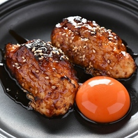◆廣島赤鶏を贅沢にふわふわつくねに！濃厚卵黄と共に♪