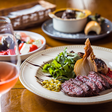 お一人様も大歓迎◎落ち着く空間でゆっくり寛ぎながらお食事をお楽しみください！