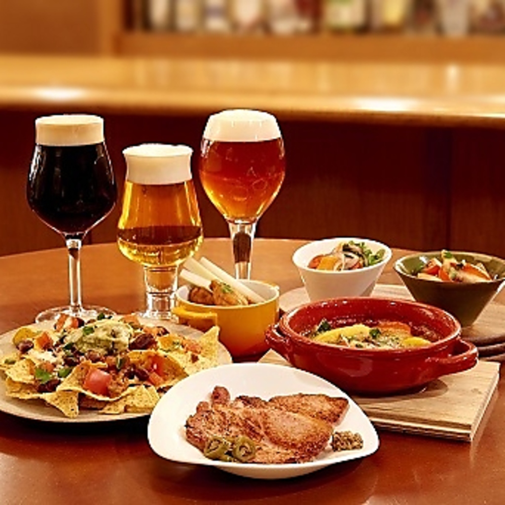 飲み放題付きコースもご予算に合わせて各種ご用意しております