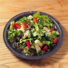 カブとブロッコリーのアーリオオーリオサラダ