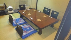 個室1。襖で仕切り可能。