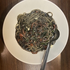 イカスミのパスタ