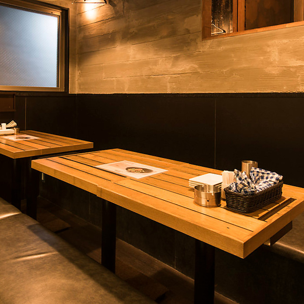 ゆったり掘りごたつ＆洋風モダンテイストのお洒落な店内。足を伸ばしてお寛ぎ下さい。※画像は系列店