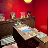 おしゃれで落ち着いた雰囲気が広がる店内◎