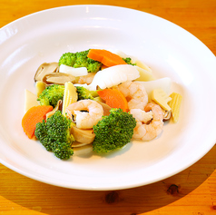 海鮮と野菜の XO 醤アヒージョ