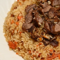 ウイグル伝統料理【新疆ピラフ（ポロ】