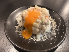 無双鶏ポテサラ温玉のせ