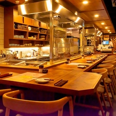 臨場感あふれるカウンター