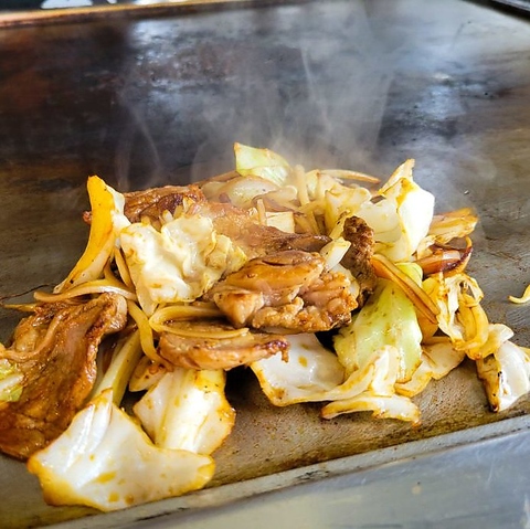 鉄板焼き料理をお楽しみください♪