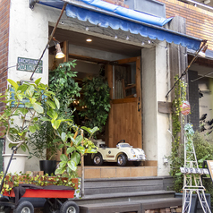 Azzurro アズーロ 神戸元町の外観2