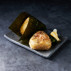 【ご飯】焦がし醤油の焼きおにぎり (2ヶ)