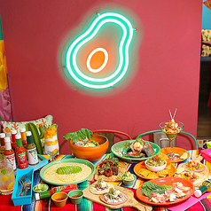 AVOCADO HOUSE NAMBA アボカドハウス 難波店特集写真1