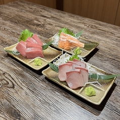 単品刺身【マグロ・サーモン+タコ・白身魚】