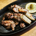 料理メニュー写真 『肉汁ジュワー』国産地鶏の炭火燻し焼き
