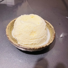 厳選バニラアイスクリーム