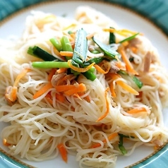 本場の味わい！絶品のソーミンチャンプルをお客様に