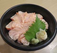 炙りサーモン丼