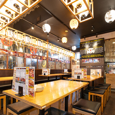 会社宴会・サークル飲み・2次会での団体様利用も大歓迎です◎店内のテーブル席をつなげて、10名様～最大24名様で楽しく盛り上がれます☆