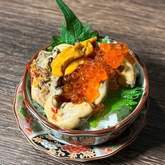牡蠣いくらウニ小鉢丼