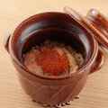 料理メニュー写真&nbsp;【季節の釜飯】サーモンいくら