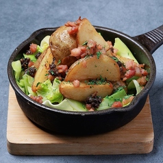 新じゃがと春キャベツのアンチョビバター