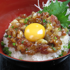 鮮魚ユッケ丼