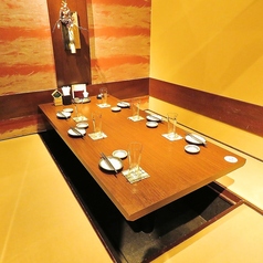 宴会飲み放題無制限　はかた料理専門店 はかた商店　日暮里店の雰囲気1