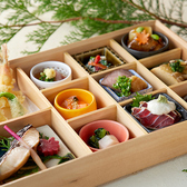 【日本料理 かいらん亭(1F)】季節感のある彩り豊かな料理をご堪能いただけます。お祝い・ご会合，接待など様々なシーンでご利用ください。