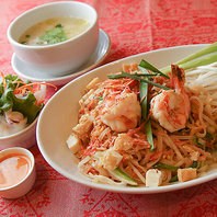 バラエティ豊かな本格タイ料理をご用意！