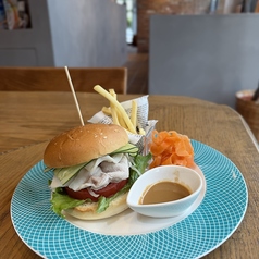 【期間限定】自家製ゴマダレの冷しゃぶバーガー
