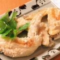 料理メニュー写真 肉厚手羽先 塩こうじ漬け焼き3ピース