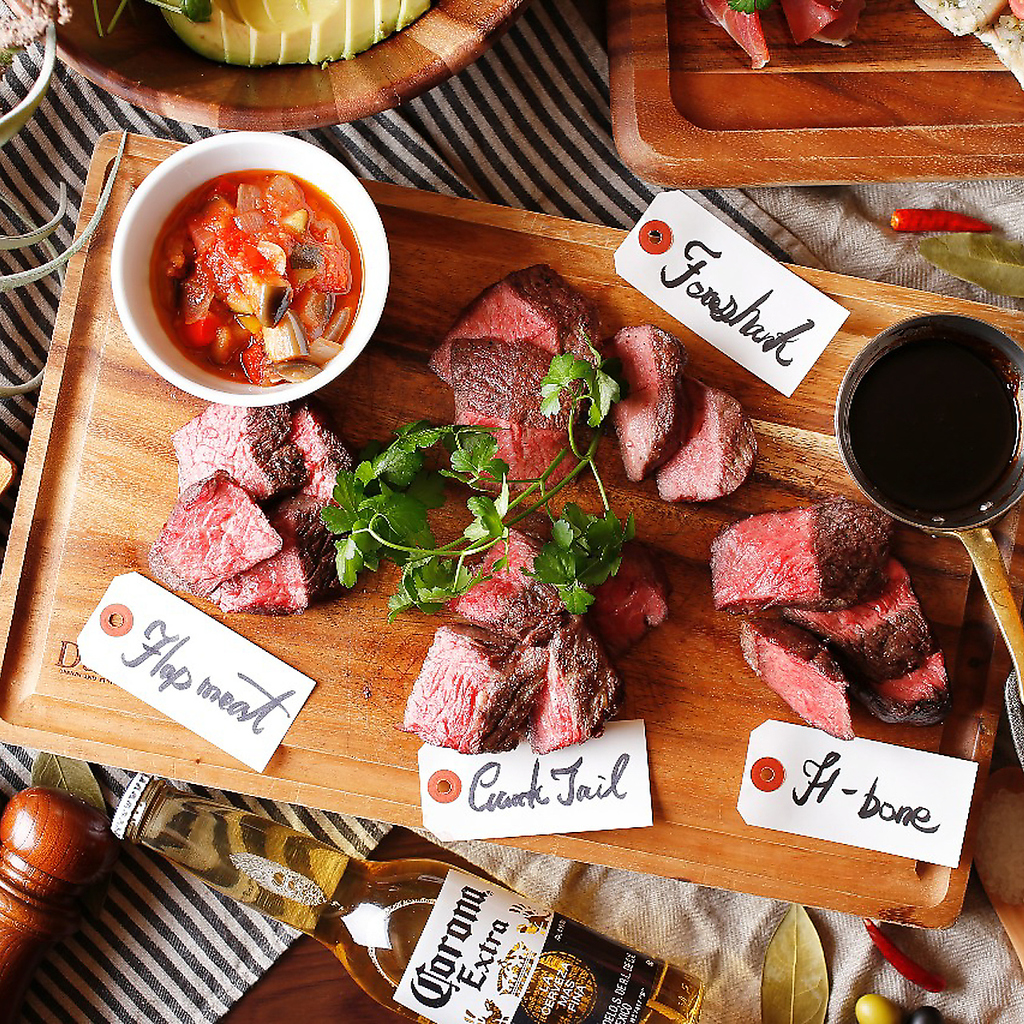 【上野駅1分】シカゴピザやシュラスコなどフォトジェニックな品々