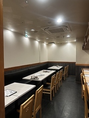 少人数でのアットホームなパーティーから、大人数での賑やかな宴会まで、柔軟に対応いたします。お料理の内容や時間帯など、お客様のご希望を丁寧にお伺いし、最適なプランをご提案させていただきます。特別な日のお祝いや大切な方々との集まりに是非ご利用ください。