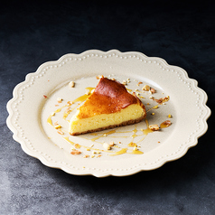 【甘味】燻製チーズケーキ