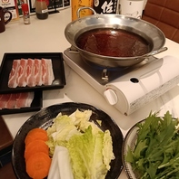 鍋も食べ放題！もつ鍋かゆず出汁豚しゃぶ鍋が選べます