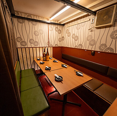 池袋駅近く個室居酒屋 焼き鳥食べ放題 & 3時間飲み放題 焼き鳥ほむら 池袋本店の特集写真